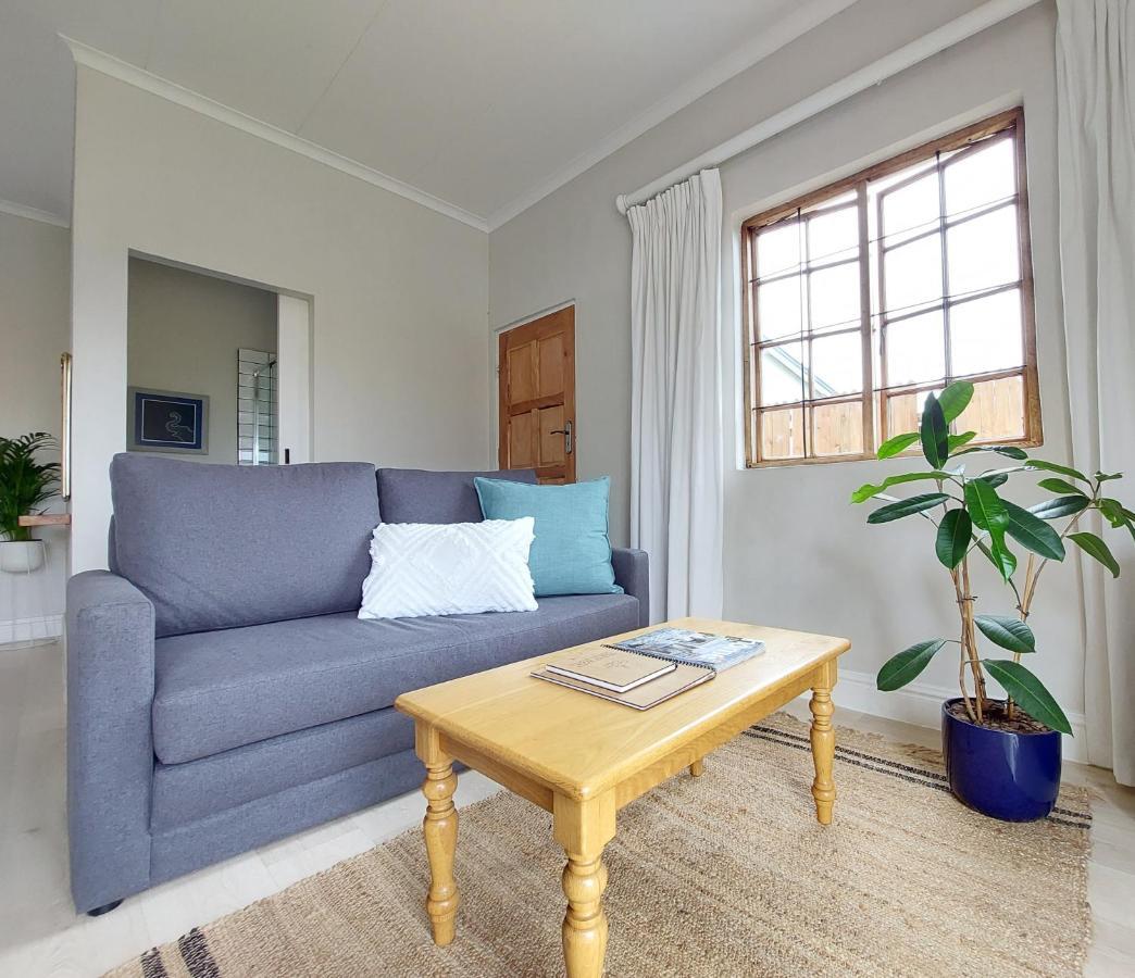 Upmarket Off Grid Cottage On Organic Farm In Secure Estate Howick Exterior photo